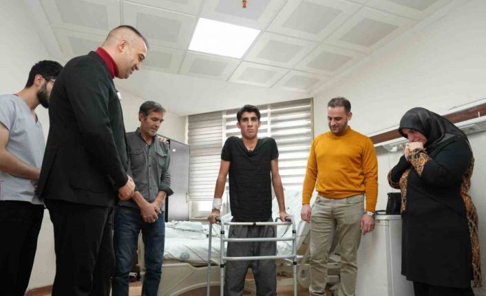 17 yıl sonra ilk adımını attı