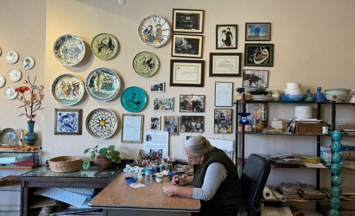 54 yıldır çini ve seramik üreten usta, yeni ustalar için ömrünü adadı