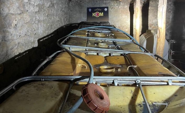 Ağrı’da 8 ton 510 litre kaçak motorin ele geçirildi