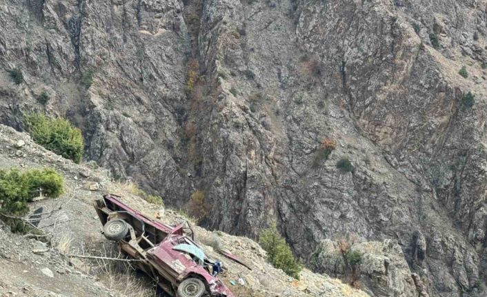 Artvin’de trafik kazası: 3 yaralı