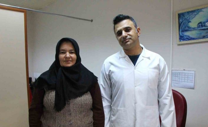 Ayağında yanma ve kaşıntıdan hastaneye başvurdu, 100 binde 1 görülen hastalıktan kurtuldu