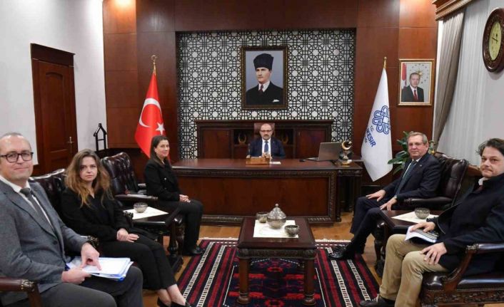 Ayvalık Alan Başkanlığı’ndan Balıkesir Valiliği’ni ziyaret