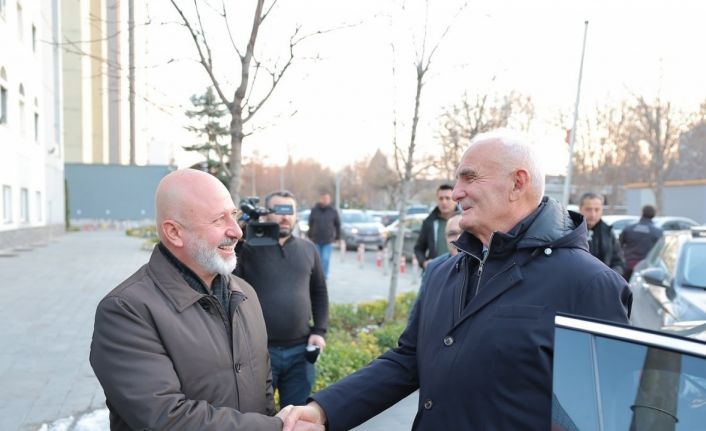 Başkan Çolakbayrakdar: "Türkiye’de en büyük kentsel dönüşümü gerçekleştiren belediyeyiz"