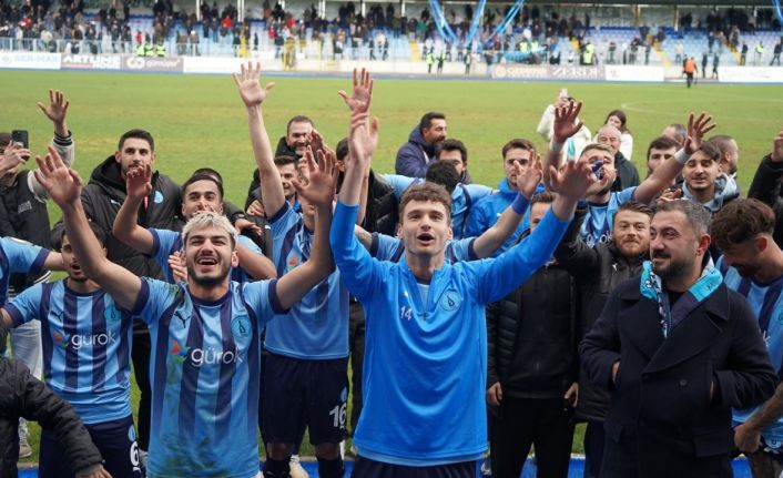 Başkan Kahveci: "İlk 15 maçı başarıyla geride bırakarak hedefimize bir adım daha yaklaştık"