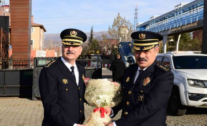 Bingöl emniyetinde devir teslim töreni