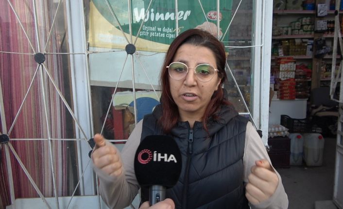 Bir çocuk annesi Asya Arslan, Baas rejiminin devrilmesiyle ülkesine dönüp atalarının mezarını ziyaret etmek istiyor