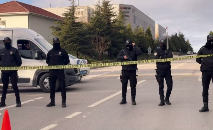 Bomba izlenimi verdiği düzenek ve silahlarla 9 fabrika çalışanı rehin almıştı: "Pişmanım"