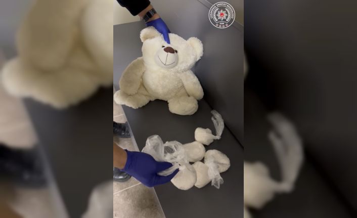 Çanakkale’de oyuncak ayı içinden uyuşturucu çıktı