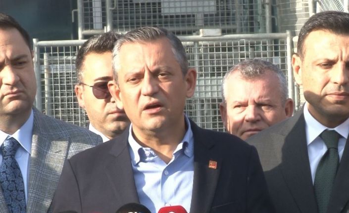 CHP Genel Başkanı Özel: "Ahmet Özer için 50 gündür iddianame yazamıyorlar”