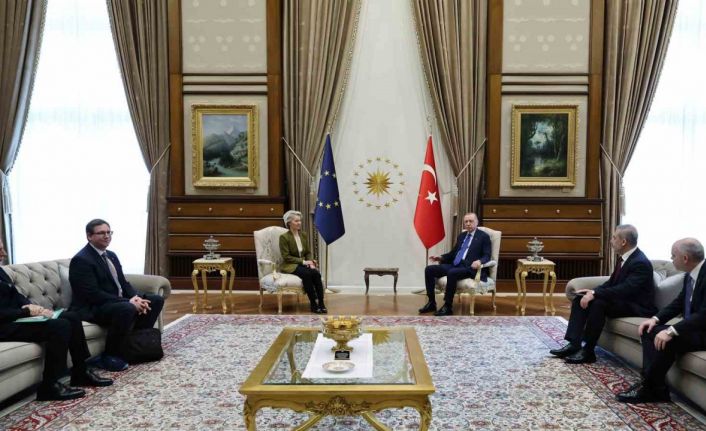 Cumhurbaşkanı Erdoğan, AB Komisyonu Başkanı von der Leyen ile görüştü