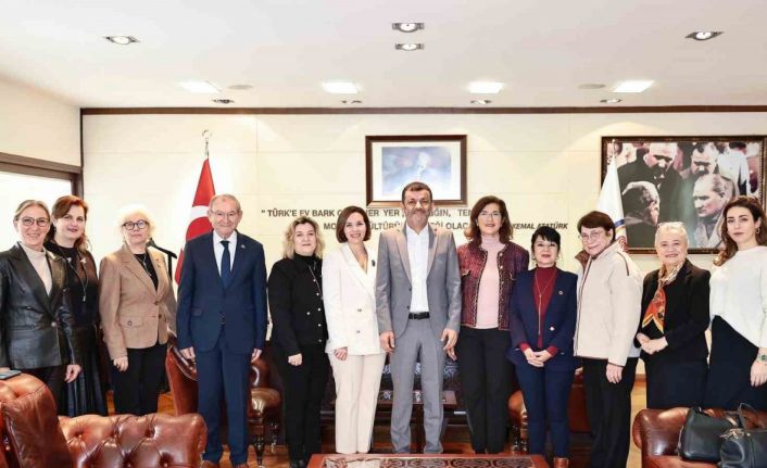 Denizli Büyükşehir Kadın Meclisinden Başkan Çavuşoğlu’na ziyaret