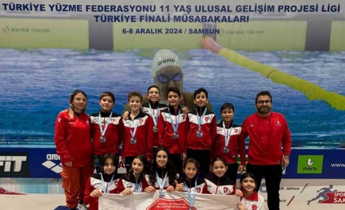 Denizli Büyükşehrin madalya avcıları şampiyonaya damga vurdu