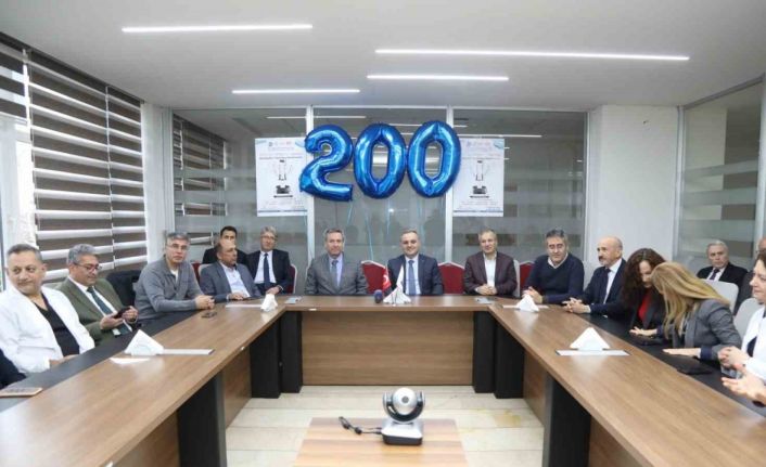 ERÜ Hastaneleri’nde Robotik Cerrahi Sistem ile 200. ameliyat gerçekleştirildi