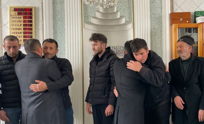 Erzurumlu şehit Taha Nergiz için mevlit programı düzenlendi