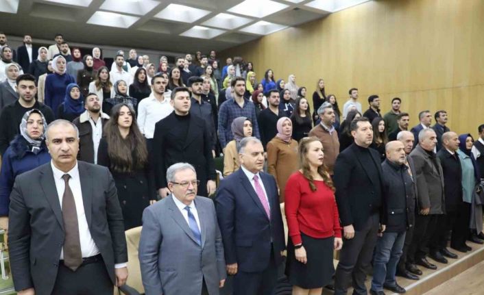 FÜ’de öğrenciler önlüklerini giydi