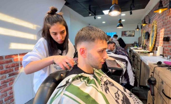 Giresun’un tek kadın erkek kuaförünü görenler şaşkınlıklarını gizleyemiyor