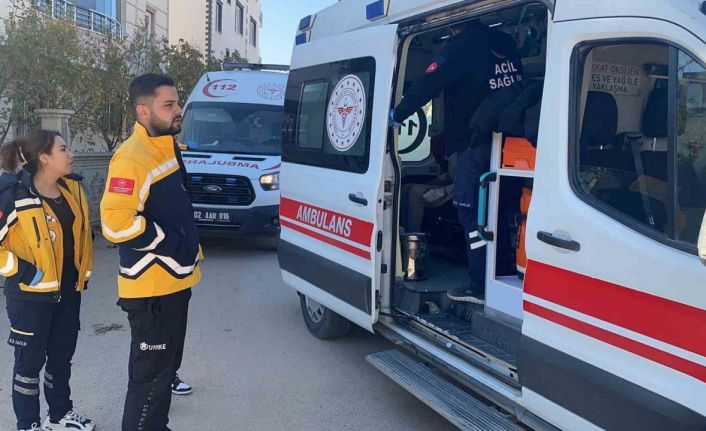 İki kardeş arasında bıçaklı kavga: 1 yaralı