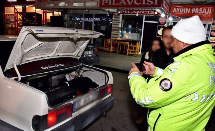 Isparta’da abartı egzoz ve modifiyeli araçlara sıkı denetim: 7 araç trafikten men edildi
