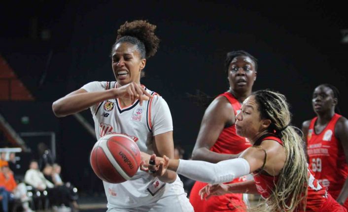 Kadınlar Basketbol Süper Ligi: ÇBK Mersin: 79 - Melikgazi Kayseri Basketbol: 73