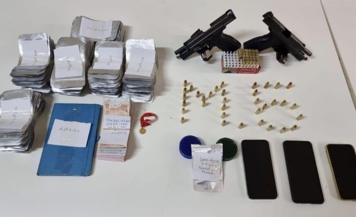 Maltepe’de uyuşturucu operasyonunda 3 gözaltı