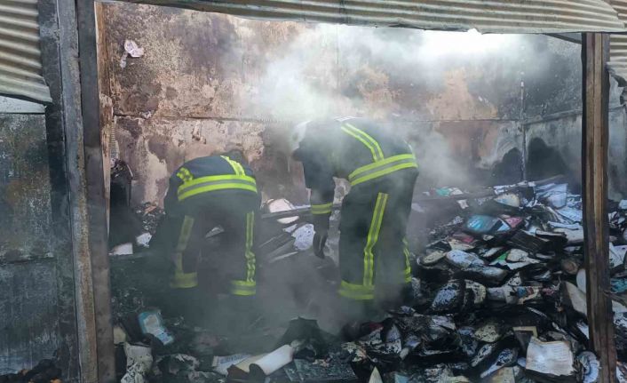 Mısır Çarşısı’ndaki hasar gün ağarınca ortaya çıktı