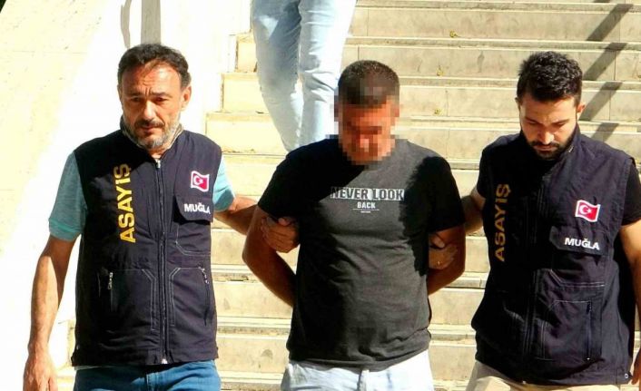 Muğla’da eşi Senem Kıvrak’ı bıçaklayarak öldüren zanlı cezaevinde yaşamına son verdi