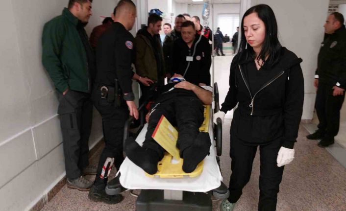 Samsun’da şüpheliyi kovalarken çatıdan düşen polis yaralandı