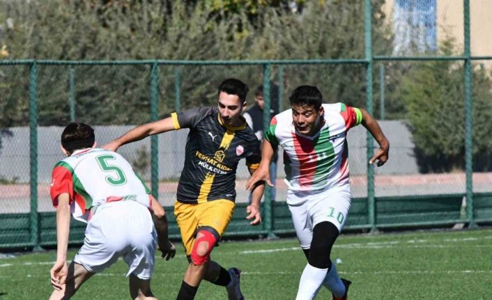 Süper Amatör Küme ve 1. Amatör Küme’ye 1 hafta ara verildi