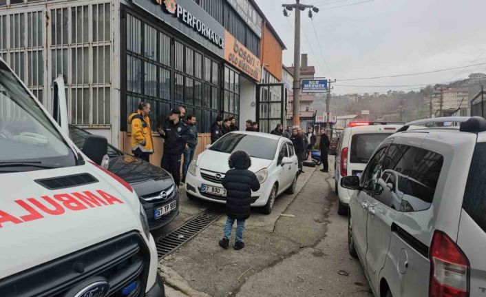 Şüphelendiği otomobilden ceset çıktı