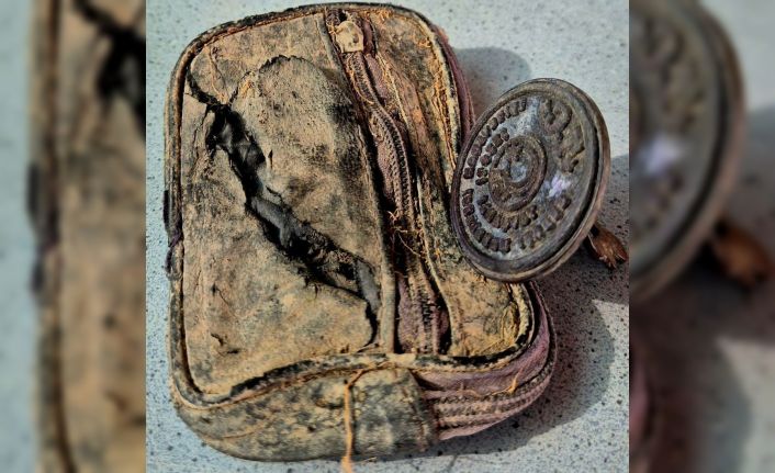 Tavşanlı Höyüğü kazısından çıkan sürpriz: 6 yıl önce kaybolan muhtarlık mührü bulundu