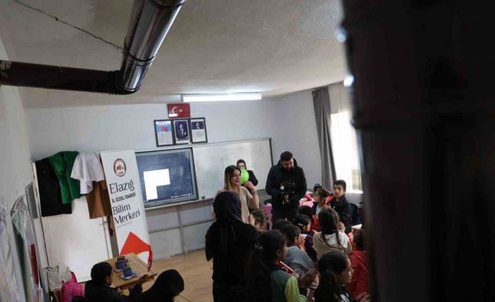 Zorlu şartlarda umut dolu bir eğitim: Öğrencilerin hayalleri beyaz perdeye taşındı