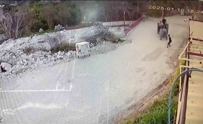 14 yaşındaki çocuğun kullandığı patpat 10 yaşındaki çocuğu ezdi: Kaza anı kamerada