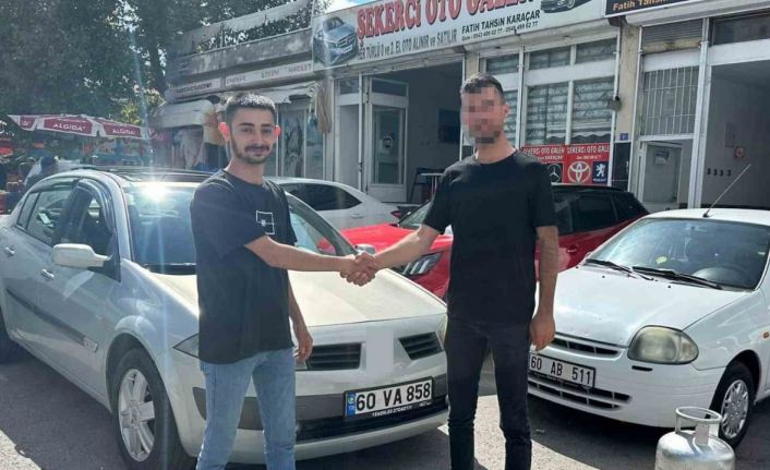 4 ay önce aldığı otomobil eceli oldu