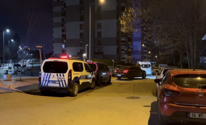 Adres sorduğu kişiyi "Ne demek adresi bilmiyorsun" deyip vurdu