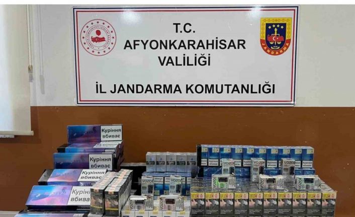 Afyonkarahisar’da kaçak elektronik ve normal sigara ele geçirildi