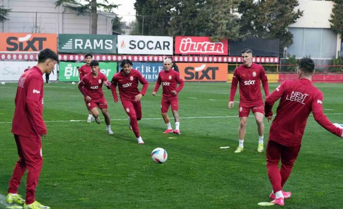 Ahmet Kutucu, Galatasaray formasıyla ilk antrenmanına çıktı