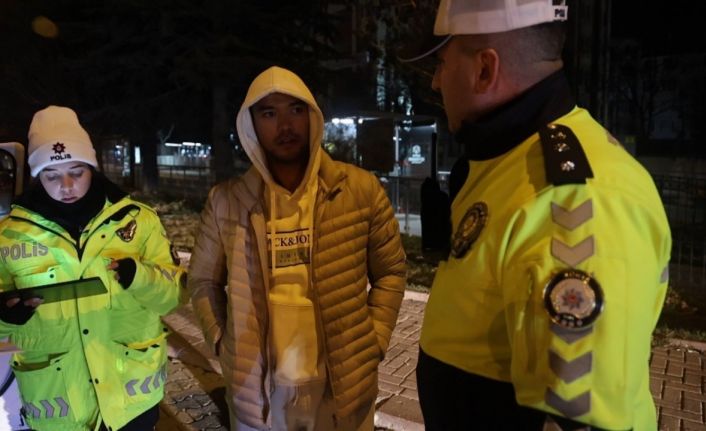 Alkollü sürücüden aracının plakasını soran polise ilginç karşılık: “Allah Allah, düşmüş mü?”