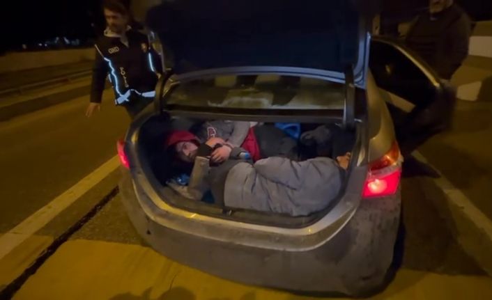 Amasya’da otomobilden 5 kaçak göçmen çıktı: 2 göçmen bagajda 800 kilometre seyahat etti