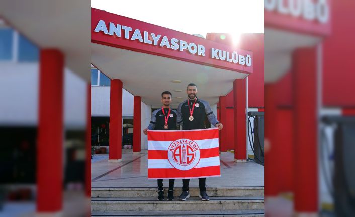 Antalyaspor’dan, Türkiye Kick Boks Şampiyonası’nda 1 altın, 1 bronz madalya