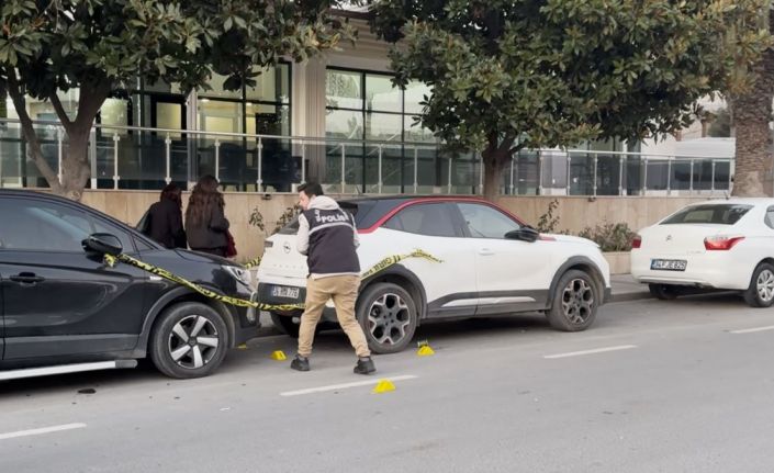 Avcılar’da gelin ve damada silahlı saldırı: 1 yaralı