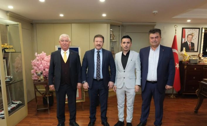 Başkan Kırlı şoför esnafının sorunlarını Genel Başkan Yiğiner’e anlattı