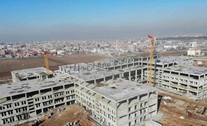 Batman’da 3 milyar 154 milyon maliyetli 500 yataklı hastanenin inşaatı sürüyor