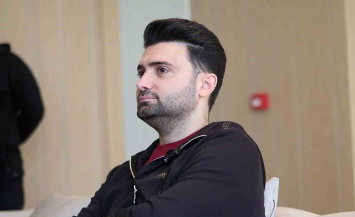 Bursaspor Başkanı Enes Çelik: “Vefa Temel’in lisansını çıkardık”