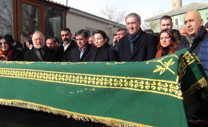 DEM Parti Eş Genel Başkanı Bakırhan’ın babası toprağa verildi