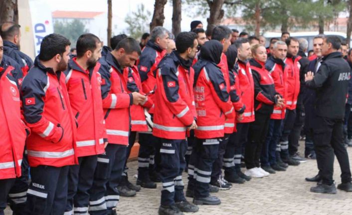 Diyarbakır’da 217 AFAD personeli peç taktı