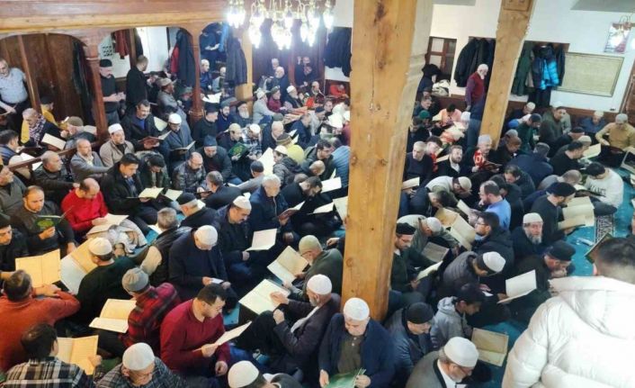 Erzurum’da yüzyıllardır devam eden 1001 hatim geleneği: 3 ayları Kur’an-ı Kerim ile karşıladılar