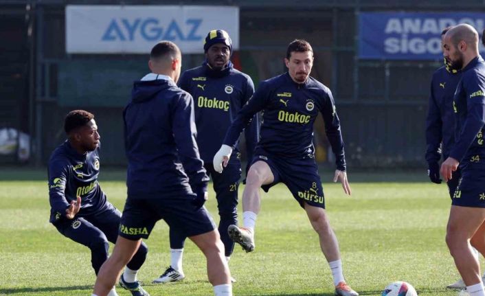 Fenerbahçe, Adana Demirspor maçı hazırlıklarını tamamladı