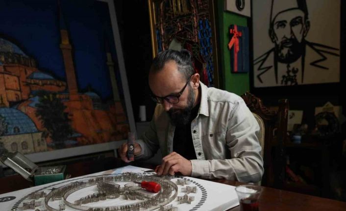 Filografi sanatçısı 120 bin çivi kullanarak Ayasofya-i Kebir Cami-i Şerifi’ni resmetti