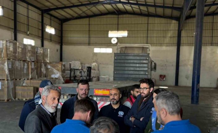 Gazze’ye ateşkesin dördüncü gününde 808 insani yardım tırı girdi