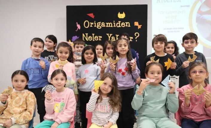 Gebzeli anne ve çocuklar origami atölyesine katıldı